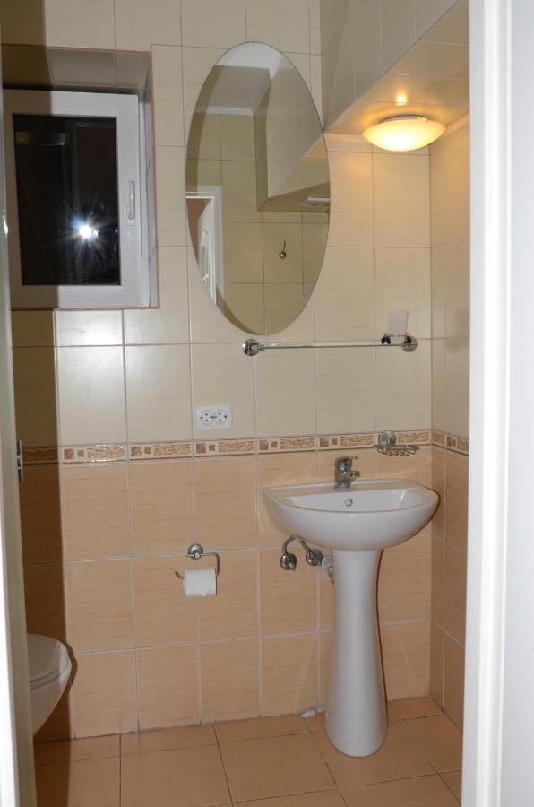 Burger Plus Inn Lviv Kamer foto